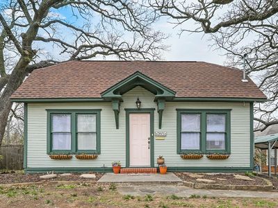 2601 N Locust St, Denton, TX, 76209