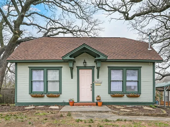 2601 N Locust St, Denton, TX 76209