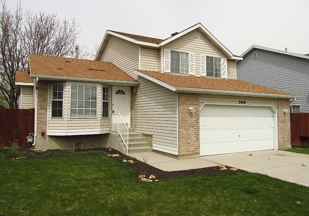 1st image of 2428 W Pauline Way