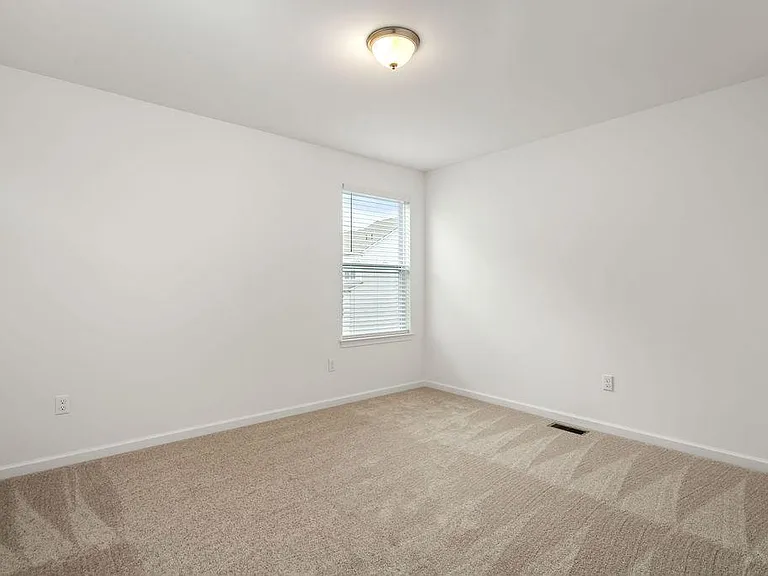 286 Springview St — Photo 25