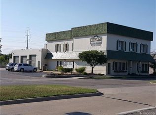 410 W Jefferson Ave, Trenton, MI 48183