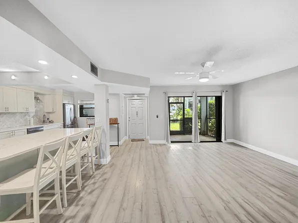 1291 SE Parkview Pl, Stuart, FL 34994
