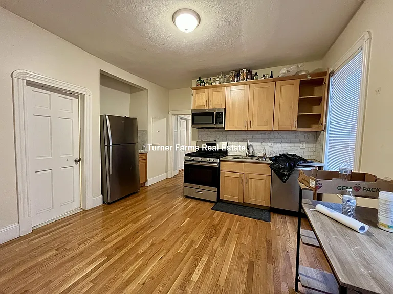 114 Thornton St #1 — Photo 2