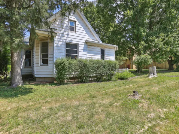 1302 N Neil St, Champaign, IL 61820