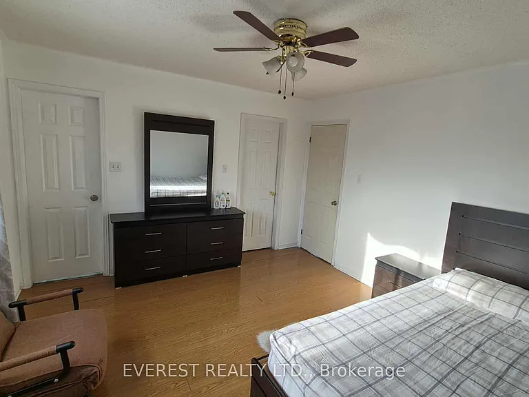 124 Desert Sand Dr — Photo 8