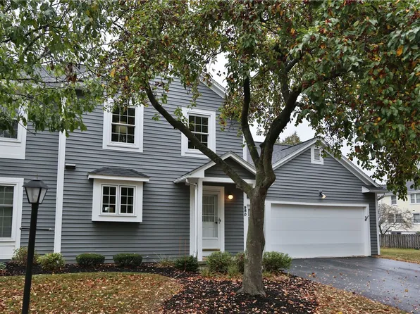 980 Emily Ln, Webster, NY 14580