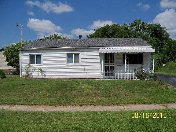 2nd image of 4755 Vanguard Ave