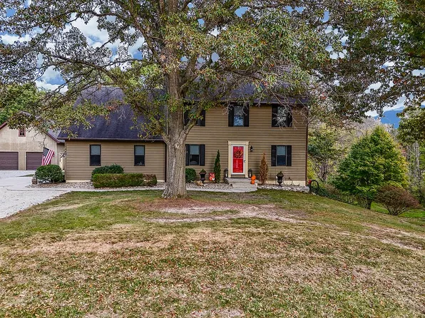 15460 N East Rd, Effingham, IL 62401