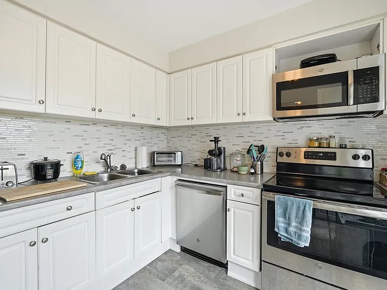 1122 Chimney Hill Way — Photo 6