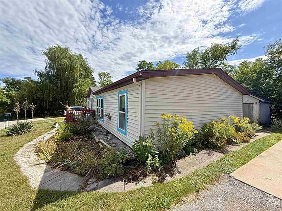 4th image of 307 Lawrence St