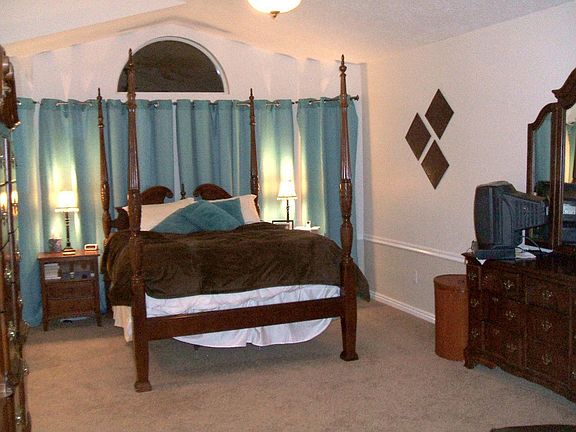 Large Master Bedroom with Sitting Area