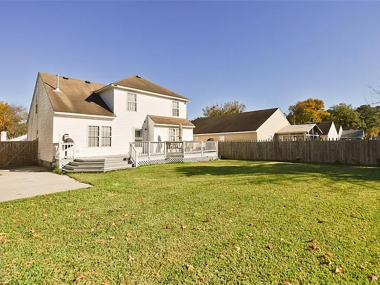 1517 Eagleton Ln — Photo 15