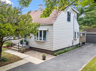 512 Fremont St, West Chicago, IL 60185