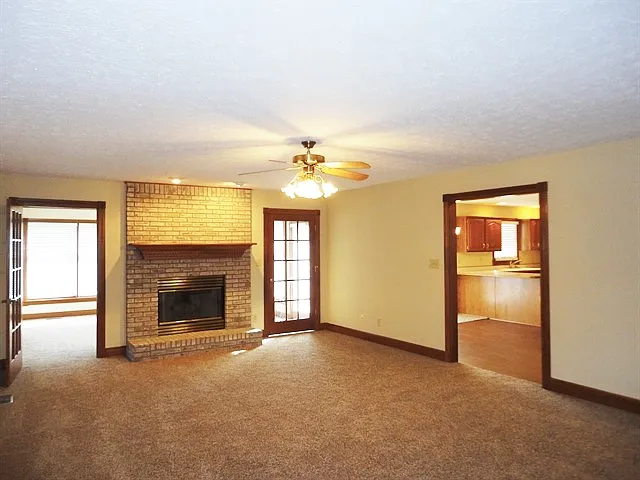 1121 New Harmony Dr — Photo 6