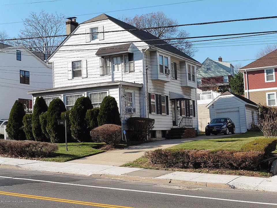 1st image of 449 Victory Blvd