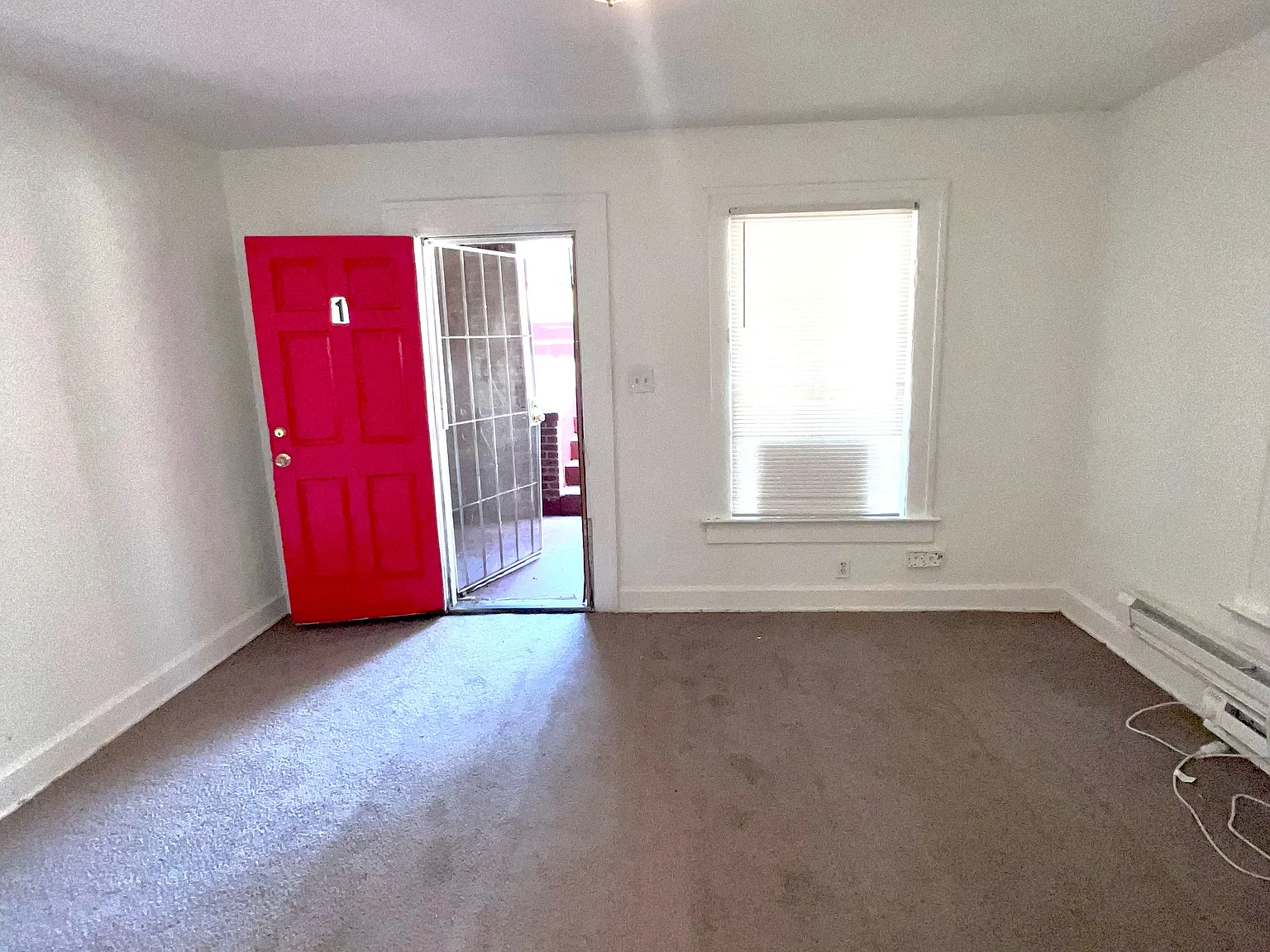 1 bed, 800 sqft, $900 — Photo 2