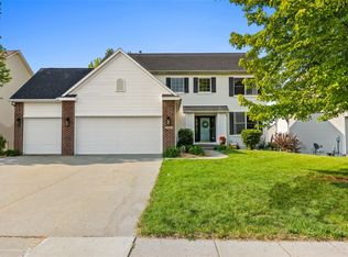 7789 Cody Dr, West Des Moines, IA 50266
