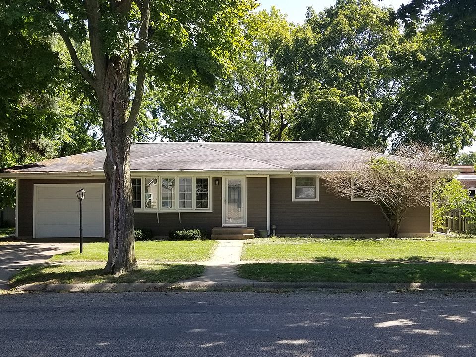 1st image of 215 N Bureau Ave