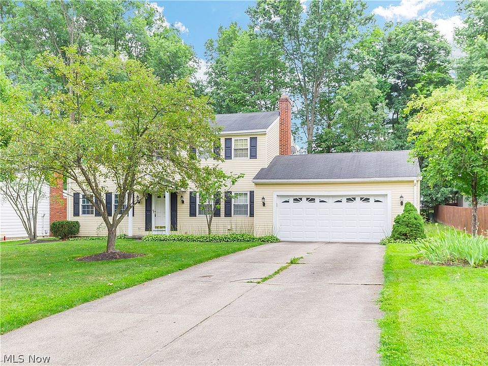 1st image of 20683 Chestnut Dr