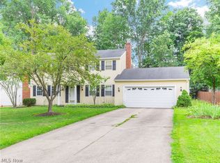 20683 Chestnut Dr, Strongsville, OH