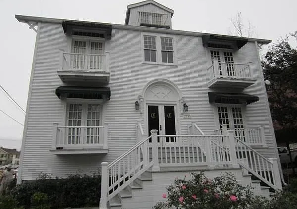 2 bed, 1350 sqft, $1,350 — Photo 1