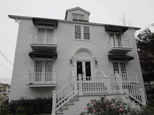 2735 Napoleon Ave #1 Photo 1