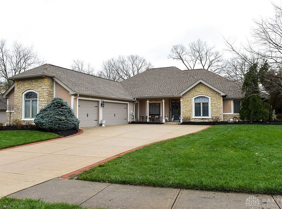 1st image of 11 Cambray Ct
