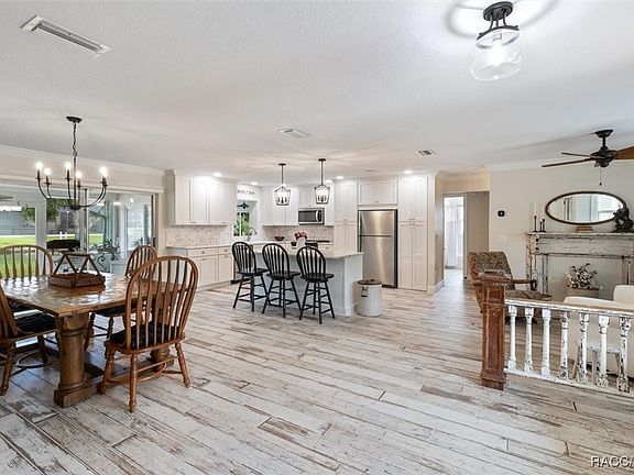 4th image of 226 SE 2nd Pl
