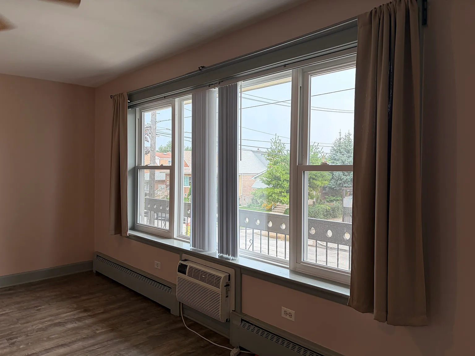 1 bed, 750 sqft, $1,100 — Photo 4