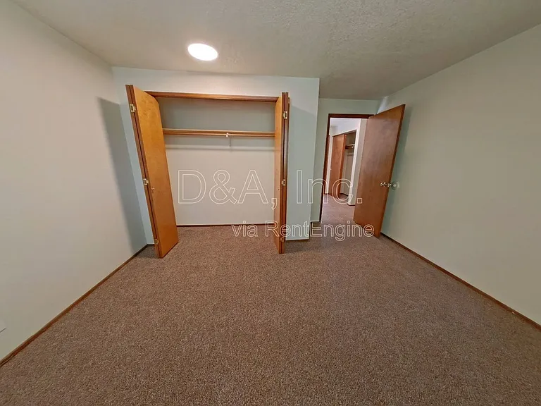3928 NW Walnut Pl — Photo 10