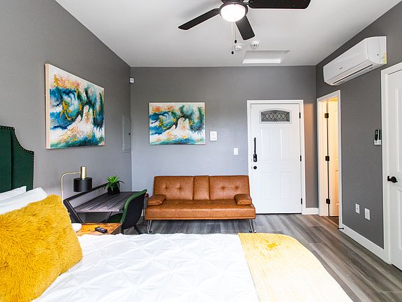 2nd image of 1811 Adams Ave #7