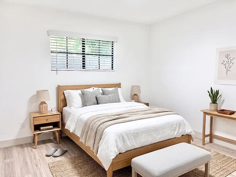 6810 E Avalon Dr #2 — Photo 8
