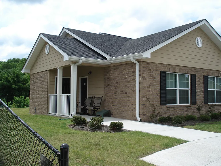 Dogwood Ridge Apartments — Photo 16