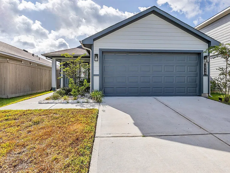 14129 Upper Gardenia Ln — Photo 1