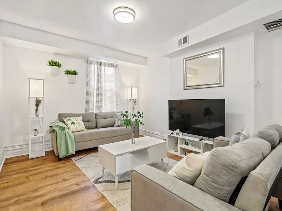 Living room - 1