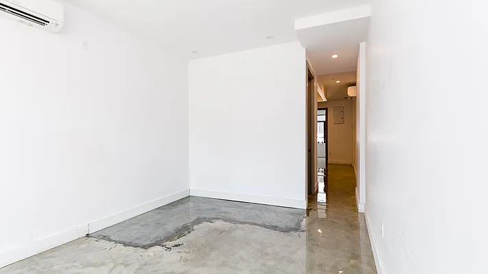 Rented by Nooklyn NYC LLC | media 33