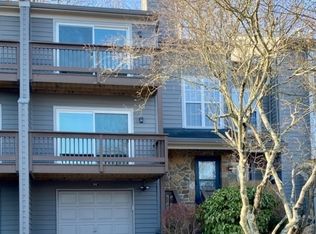 35C Chicopee Dr, Princeton, NJ 08540