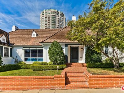 10543 Wellworth Ave, Los Angeles, CA, 90024