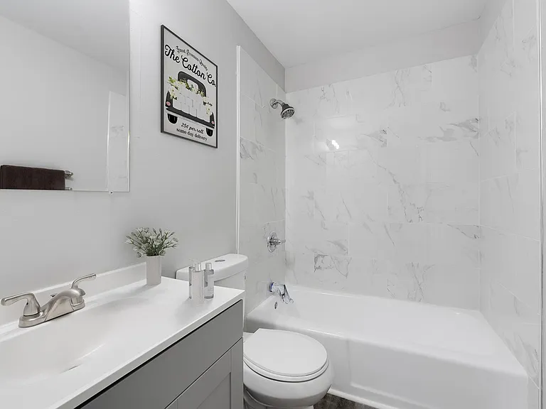 The Grove Apartments — Photo 4
