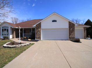 3422 79th St, Moline, IL 61265