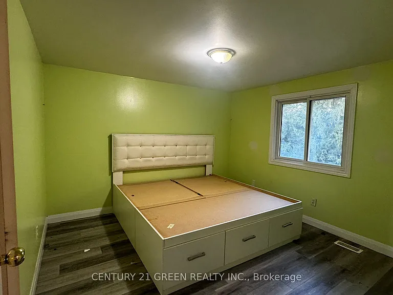 32 Elvira Cres — Photo 12