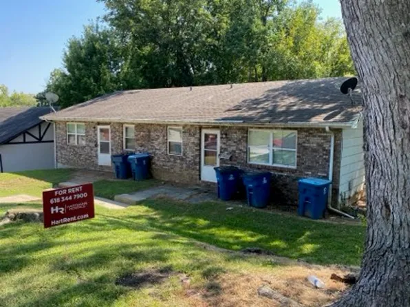 1103 Arrowhead Dr, Collinsville, IL 62234