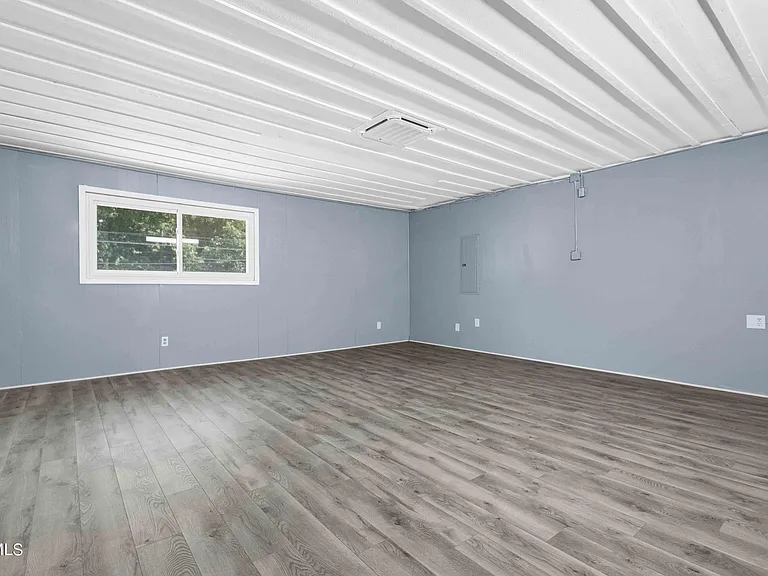 17329 Lee Hwy #2 — Photo 10