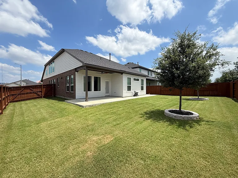 9339 Pioneer Jct — Photo 22