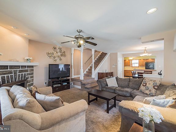 5th image of 4008 Rosemont Ave