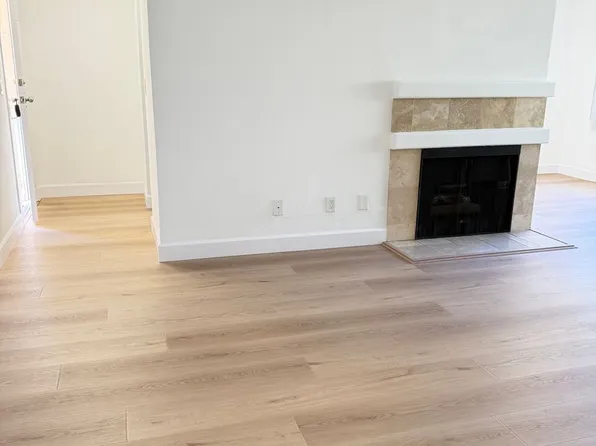 Isla Morada, 2204 S Beverly Glen Blvd APT 105, Los Angeles, CA 90064