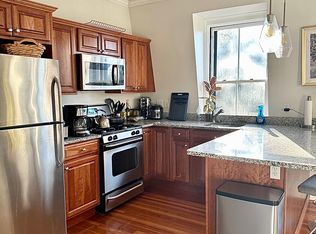 400 Broadway APT 7, Somerville, MA 02145