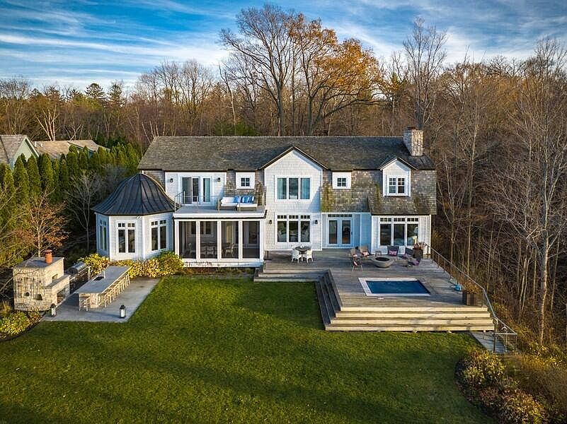 9228 Pier St, Lakeside, MI 49116 Zillow