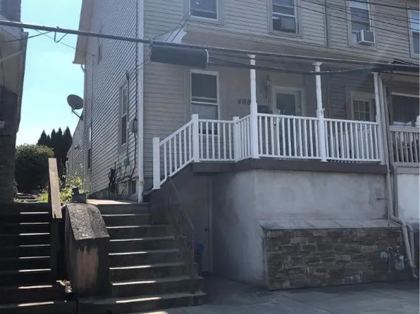 408 4th St, Easton, PA 18042