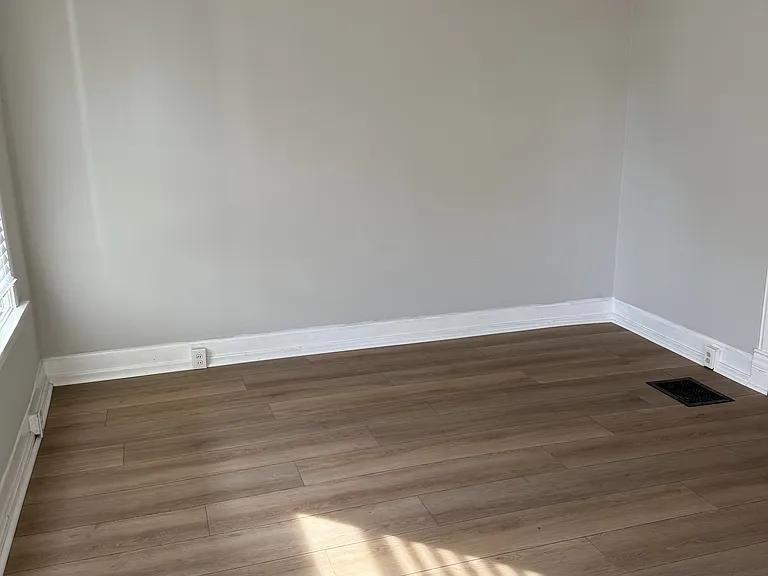 31 W Side Ave — Photo 8